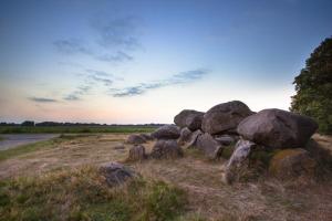 Imagem da galeria de Cozy cottage TOLVE met 4 fietsen vlakbij natuurgebieden Drents Friese Wold, Fochteloërveen en gevangenisdorp Veenhuizen em Oosterwolde