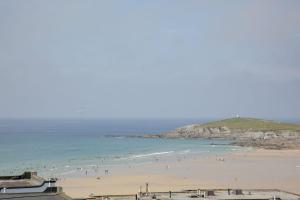 Gallery image of Fistral View, Pentire in Newquay