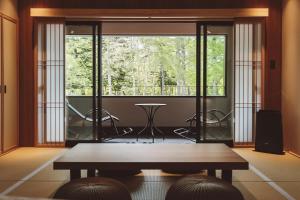 Predel za sedenje v nastanitvi 蓼科BASE kitchen,spa&hotel