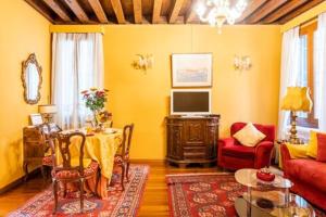 Posedenie v ubytovaní appartamento nel cuore di venezia