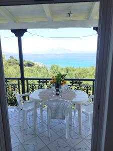 Gambar di galeri bagi VILLA AGIA AIKATERINI di Amoudi