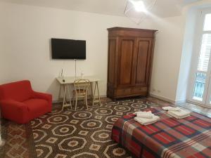 Ein Bett oder Betten in einem Zimmer der Unterkunft GusterHouse