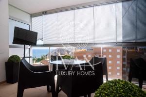 TV a/nebo společenská místnost v ubytování Casa BellaVista Ivan Luxury Homes 11ªPlta Sur 1ªLinea
