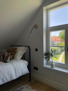 Postel nebo postele na pokoji v ubytování Sea View Old Town apartment