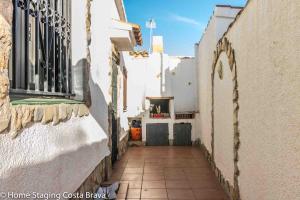 Fotografie z fotogalerie ubytování 137- Empurialola-Casa de vacaciones con piscina privada en Empuriabrava v destinaci Empuriabrava