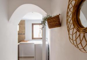 Zdjęcie z galerii obiektu Alonis Suites Old Town - Trinitat 0 w mieście Villajoyosa