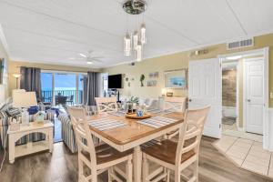 Fotografie z fotogalerie ubytování Ocean-view condo with a scenic balcony & W/D - pool and beach access v destinaci Fernandina Beach