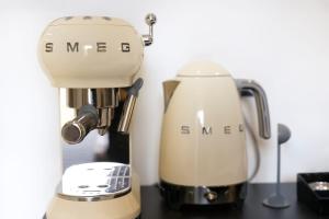 Coffee and tea making facilities at Eleonore Elegant Rooms