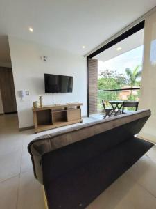 Φωτογραφία από το άλμπουμ του Cali piso 4-06 Pance Apartamento Moderno Sector Exclusivo στο Cali +18 φωτογραφίες