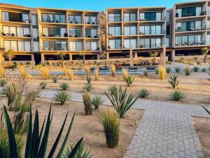 Galería fotográfica de Pet friendly 2BR 2BA Apartment in Cabo San Lucas en Cabo San Lucas