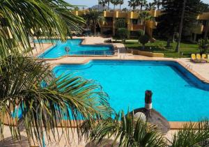 Bazén v ubytovaní Atlantic Garden - Casa Helena alebo v jeho blízkosti