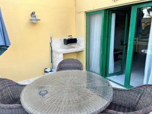 Televízia a/alebo spoločenská miestnosť v ubytovaní Atlantic Garden - Casa Helena