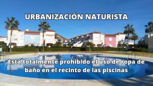 Bazén v ubytovaní Torremar Natura 111 alebo v jeho blízkosti