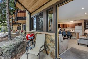 Αίθριο ή υπαίθριος χώρος στο Laurelwood Condominiums 104