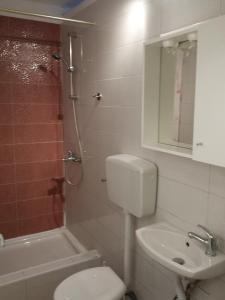 Um banheiro em Guest House Sombrero