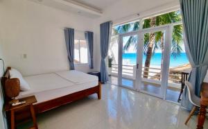Gallery image of Lucky Spot Beach Bungalow in Song Cau