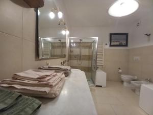 Koupelna v ubytování Casa Lalla + 33 fotografií