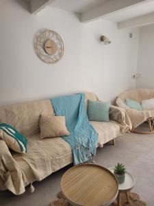 Część wypoczynkowa w obiekcie L Arancio - Centre village - Piscine - 4 pers