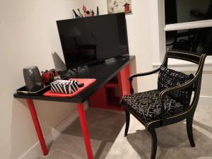 TV a/nebo společenská místnost v ubytování DELOVELY B&B