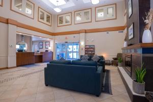 Posezení v ubytování Sandman Hotel and Suites Squamish