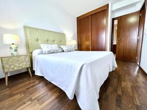 Posteľ alebo postele v izbe v ubytovaní FTV Holidays Homes