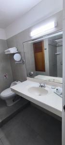 Koupelna v ubytování Faraona Grand Hotel