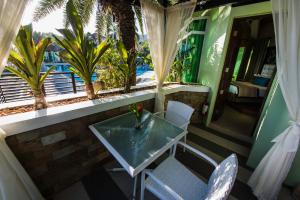 صورة لـ Acuatico Beach Resort & Hotel Inc. في سان خوان