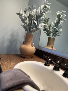Φωτογραφία από το άλμπουμ του Sedona Uptown Gem! Wow! Views!! NEW! BARREL SAUNA!!! Close to trails, walk to Uptown Sedona, restaurants and shopping σε Σεντόνα