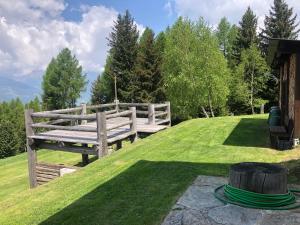 A garden outside Holiday Creek Mortirolo