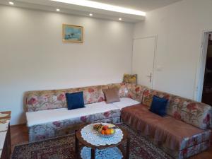 Gallery image of Accommodation Vlaovic , free parking place and Wi&fi in Sutorina