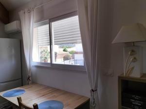 Fotografia z galérie ubytovania "Les Bambous" studio cosy climatisé au calme de 37 m2 parking gratuit à Argelès sur mer v destinácii Argelès-sur-Mer