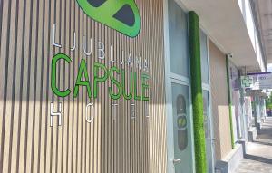 Certifikát, hodnocení, plakát nebo jiný dokument vystavený v ubytování Ljubljana Capsule Hostel