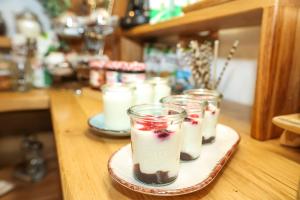 Jedlo v ubytovaní bed & breakfast alebo blízkom okolí
