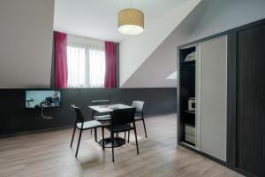 TV a/nebo společenská místnost v ubytování Apartamentos Capua