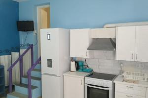 Foto dalla galleria di Vourkari Studio with full kitchen a Ioulida
