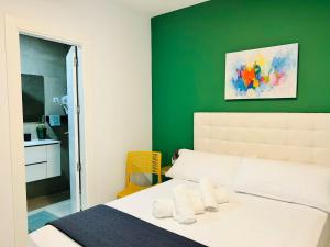 Posteľ alebo postele v izbe v ubytovaní Bnbook Medea Apartments 2
