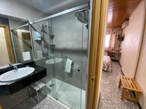 Koupelna v ubytování Hotel Sant Antoni