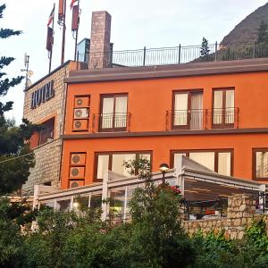 Budova, kde se hotel nachází