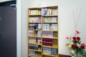 酒店内部图书馆