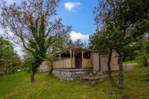 Vonkajšia záhrada v ubytovaní Holiday Homes Kačjak