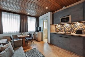 Kuchnia lub aneks kuchenny w obiekcie Chalet Sofie