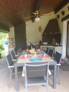 托农莱班Maison Le Lézard chez Amalia et Fred的相册照片