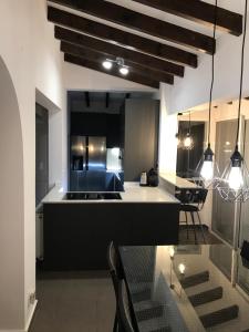 Η κουζίνα ή μικρή κουζίνα στο Villa Santorini Costa Blanca