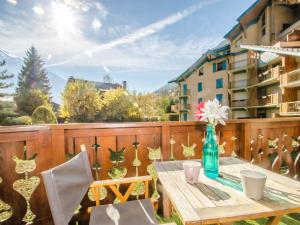 Balkón alebo terasa v ubytovaní Appartement 3 étoiles proche des pistes à Chamonix avec parking - FR-1-343-163