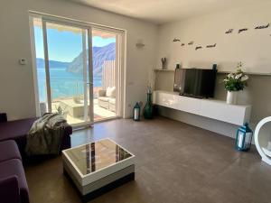 Χώρος καθιστικού στο Piccolo paradiso vista lago con piscina privata