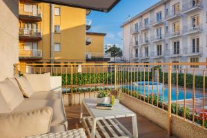 Bazén v ubytovaní Hotel Jalisco alebo v jeho blízkosti