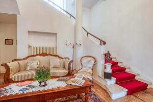 Afbeelding uit fotogalerij van Villa by @ Home Hotel Locarno in Locarno +112 foto's