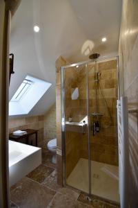 Ванная комната в La Maison d'Horbé