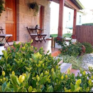 Jardín al aire libre en A Cantaruxa Maruxa Turismo Rural
