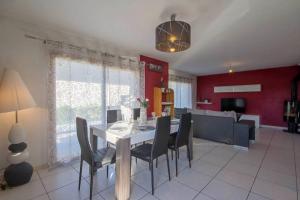 Gallery image of MAISON MODERNE PROCHE DES BELLES PLAGES in Crach